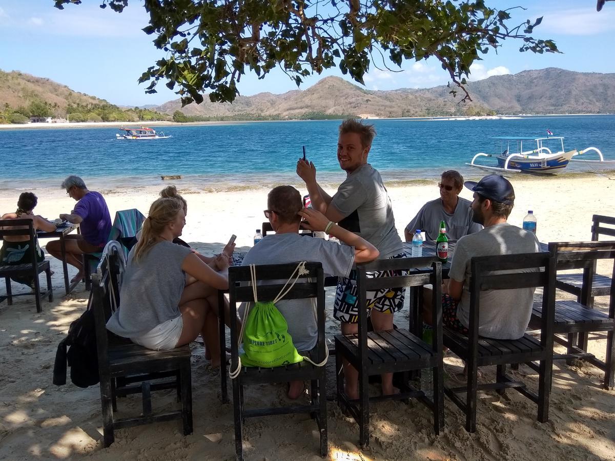 Kuta Bay Homestay Ngoại thất bức ảnh